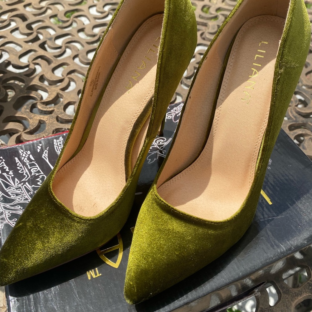 Green Liliana heels